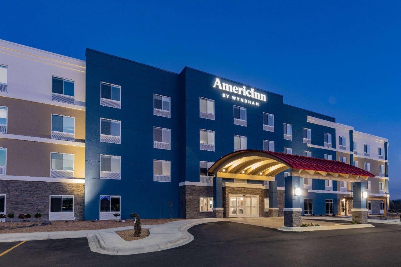 Americinn By Wyndham International Falls Exteriör bild